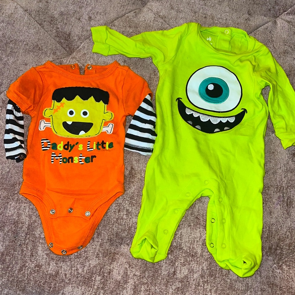 Halloween baby onesies - 3months